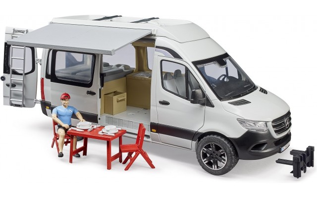 Машинка Bruder Кемпер Mercedes Sprinter з водієм і аксесуарами (02672)
