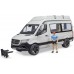 Машинка Bruder Кемпер Mercedes Sprinter з водієм і аксесуарами (02672) title=