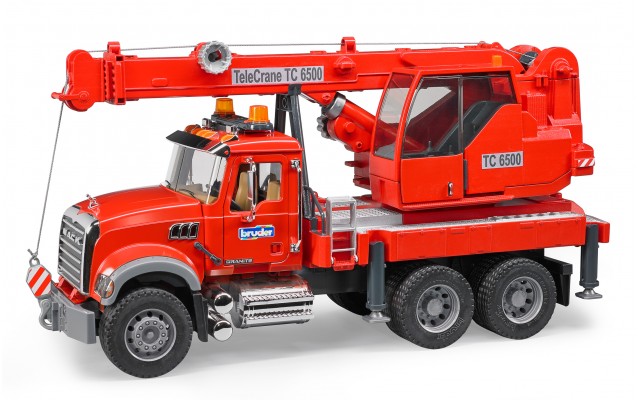 Игрушка Bruder пожарный кран MACK (02826)