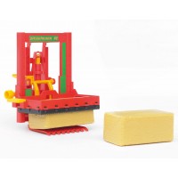 Игрушка Bruder Siloblockschneider с тюками (02333)