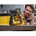 Конструктор LEGO Technic Бульдозер Cat D11 на пульті управління (42131) title=