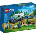 Конструктор LEGO City Мобільний майданчик для дресирування поліцейських собак (60369) title=