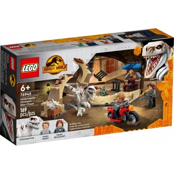 Конструктор LEGO Jurassic World Атроцираптор: погоня на мотоцикле (76945)