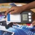 Настільна гра Hasbro Монополія Банкінг з електронним терміналом, українська (E8978) title=