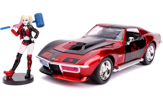 Машинка металлическая Jada Chevrolet Corvette Stingray с фигуркой Харли Квинн (253255019)