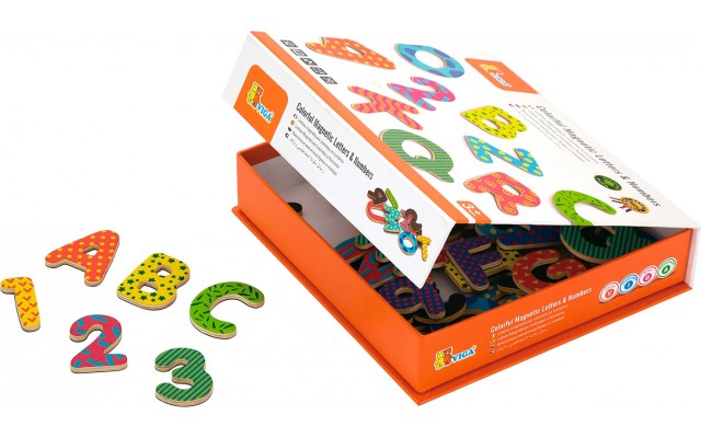 Набор магнитов Viga Toys Английский алфавит и цифры, 77 шт. (59429)