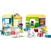 Конструктор LEGO DUPLO Town Будни в детском саду 67 деталей (10992)