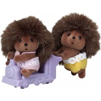 Набор фигурок Sylvanian Families Ежи-двойняшки на машинке (5424)