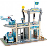 Игровой набор Hape Полицейский участок с сиреной и аксессуарами (E3050)