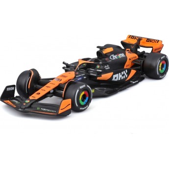 Автомодель Bburago McLaren F1 MCL38 2024, 1:43, чёрная с оранжевым (18-38214)