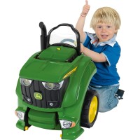 Игрушечный двигатель Klein John Deere с фарами и звуком (3916)