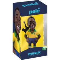 Коллекционная фигурка Minix Pelé Brazil 1st kit в жёлто-зелёной форме, 12 см (18024)