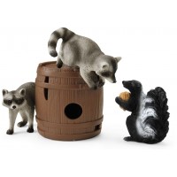 Набор Schleich Охота за орехами: Еноты и скунс (42532)