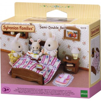 Набор Sylvanian Families Большая кровать и тумбочка (5019)
