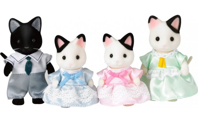 Набор фигурок Sylvanian Families Семья Цветочных Котов (5373)